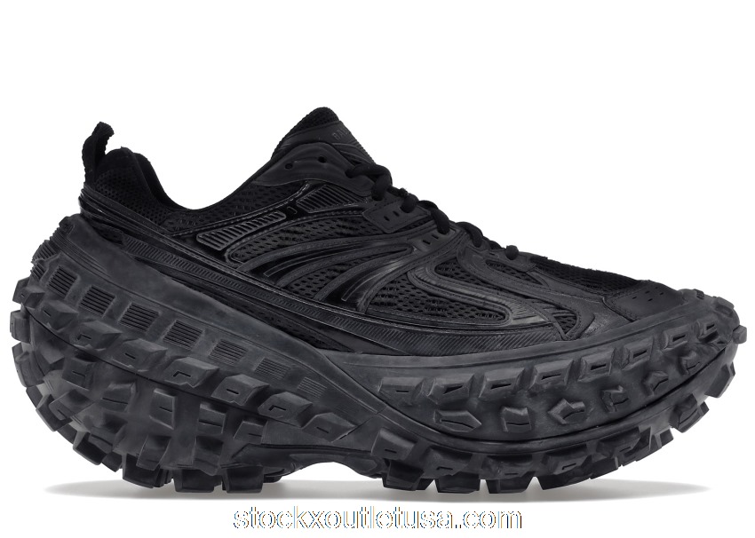 Outlet Balenciaga Defender Black 685613W2RA61000
