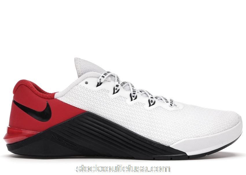 Outlet Nike Metcon 5+ Banned
