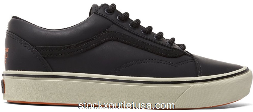 Outlet Vans Old Skool Comfycush The Darkside Initiative VN0A45KSSW3