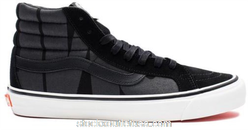 Outlet Vans Sk8-Hi Undefeated Jet Black VN0A36C7PQ7