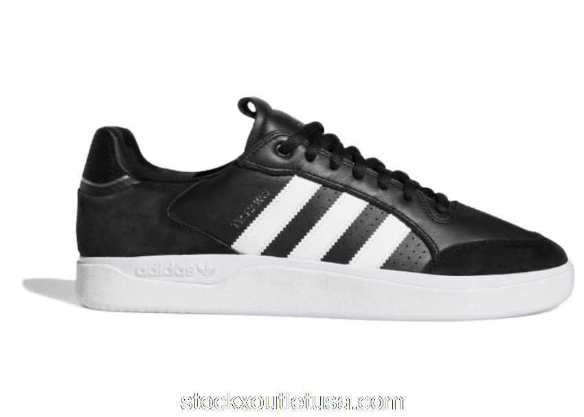 Outlet adidas Tyshawn Low Black White GW4891