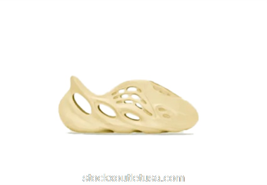 Outlet adidas Yeezy Foam RNNR Sulfur (Kids) HP5349