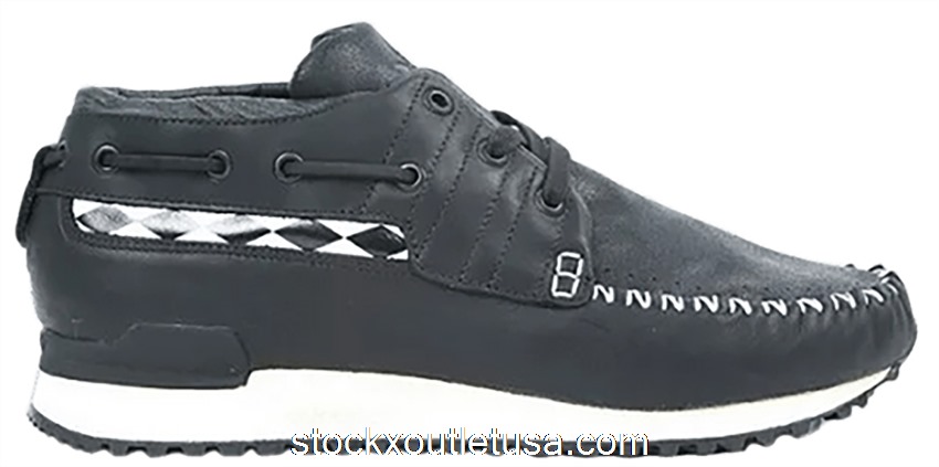 Outlet adidas ZX 700 Boat Neighborhood 289557